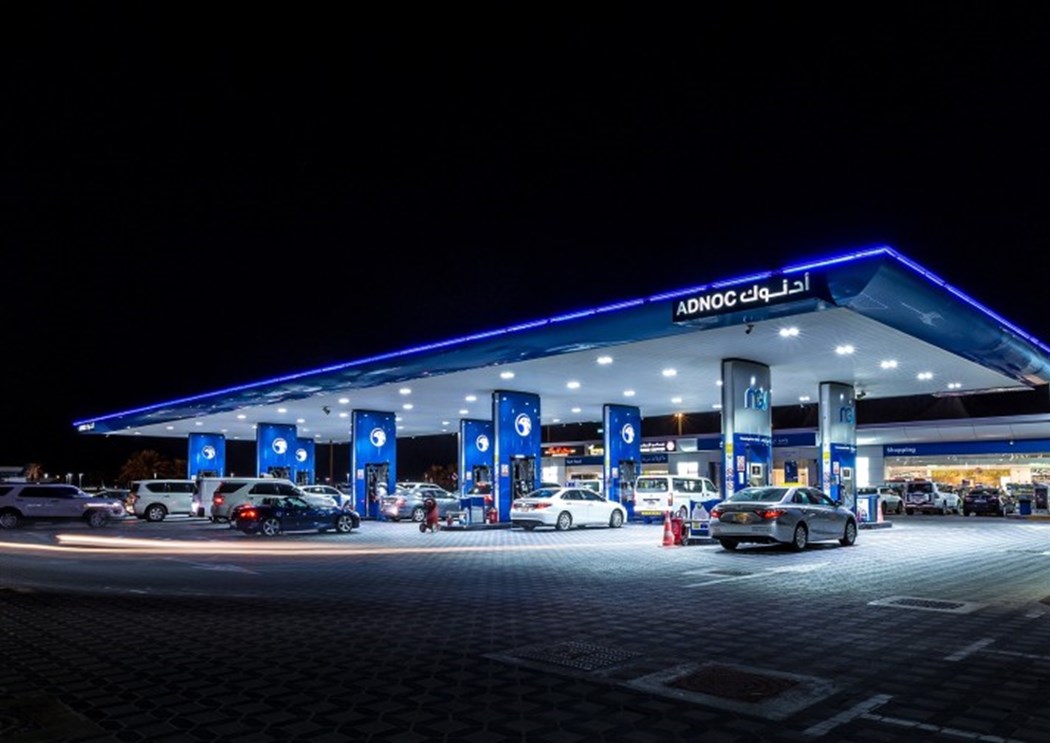 adnoc-night-petrol-station-web-16461